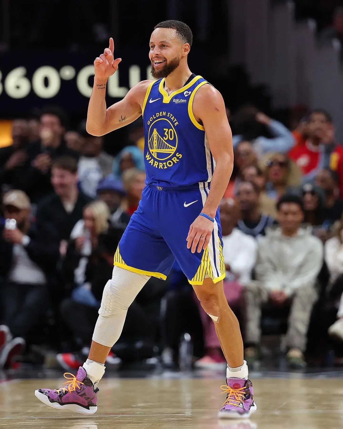 有助于扩大 有助于扩大